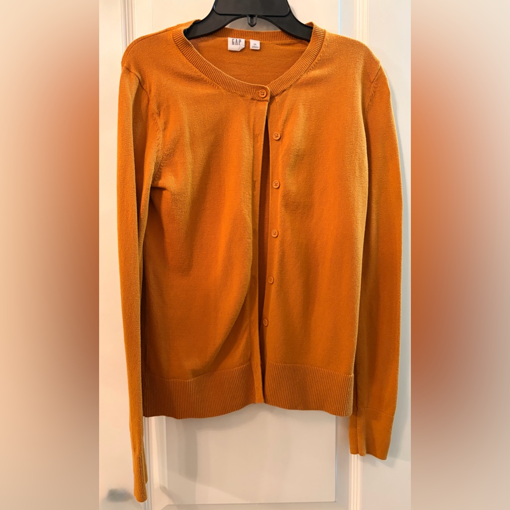 Gap Mustard Orange V-Neck Button Cardigan